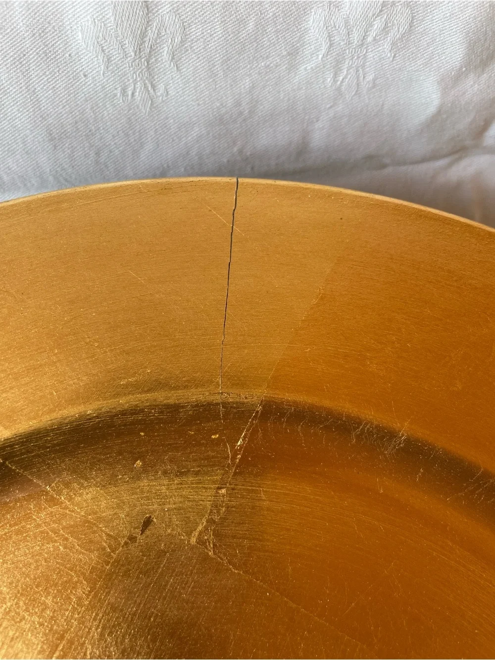 Target gold lacquer